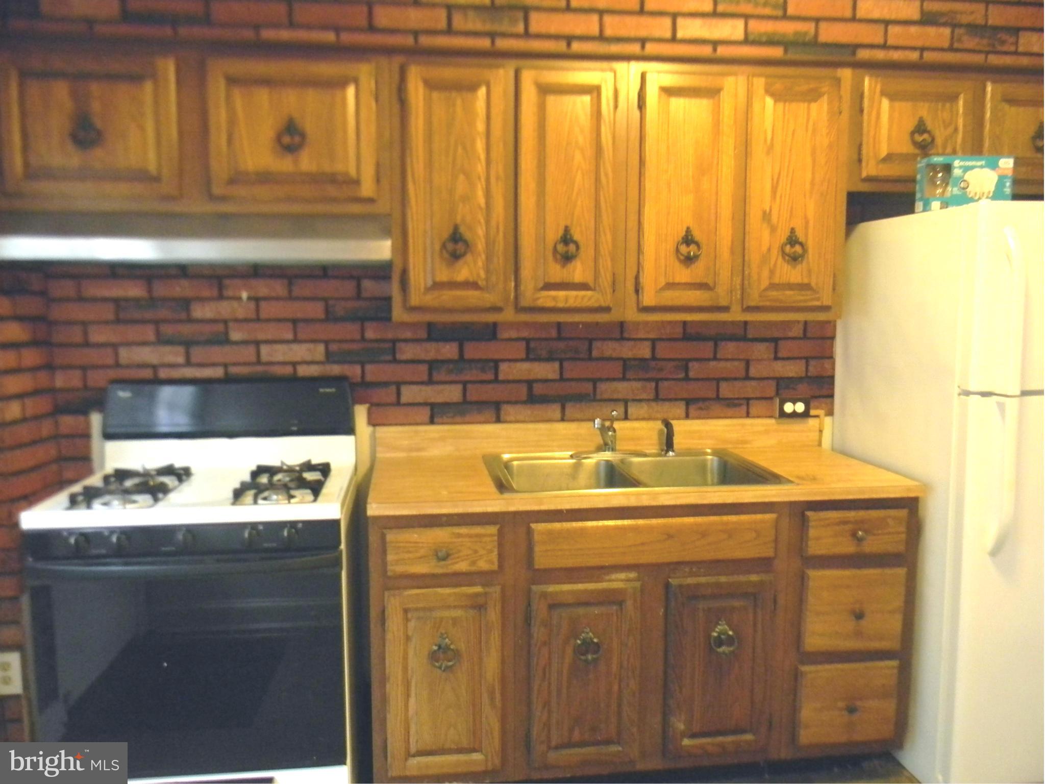 3928 Rexmere Road Baltimore, MD 21218 - Photo 9 of 14 Kitchen