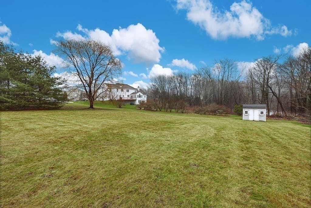 214 Ruggles Street Westborough, MA 01581 - Photo 26 of 29 Gallery Image 26