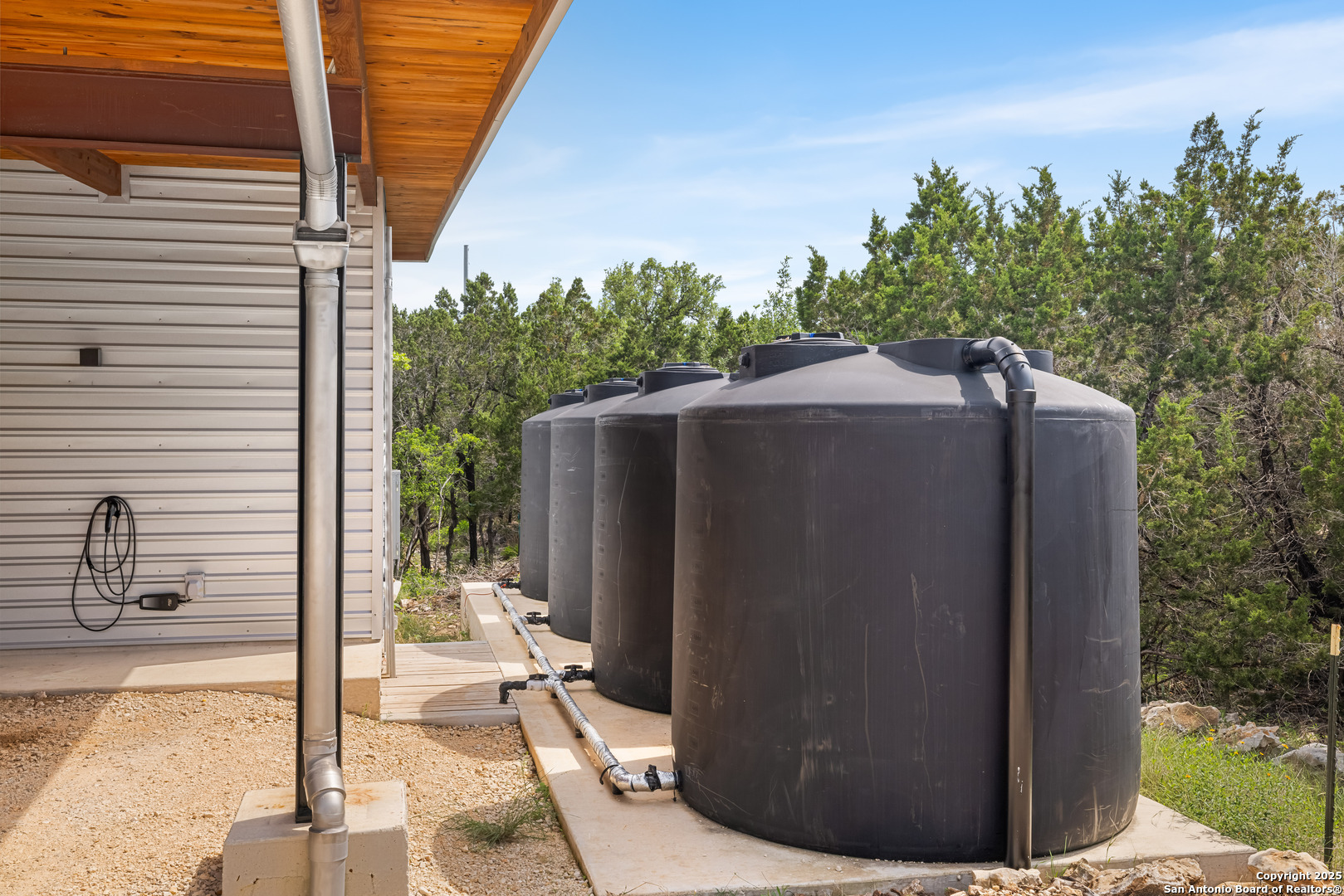 320 County Road 2722 Mico, TX 78056 - Photo 12 of 50