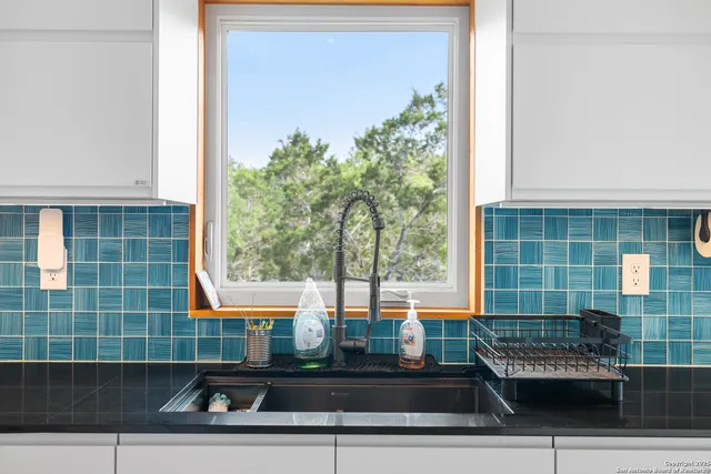 $445,000 | 320 County Road 2722, Mico, TX 78056