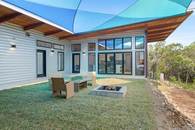 $445,000 | 320 County Road 2722, Mico, TX 78056