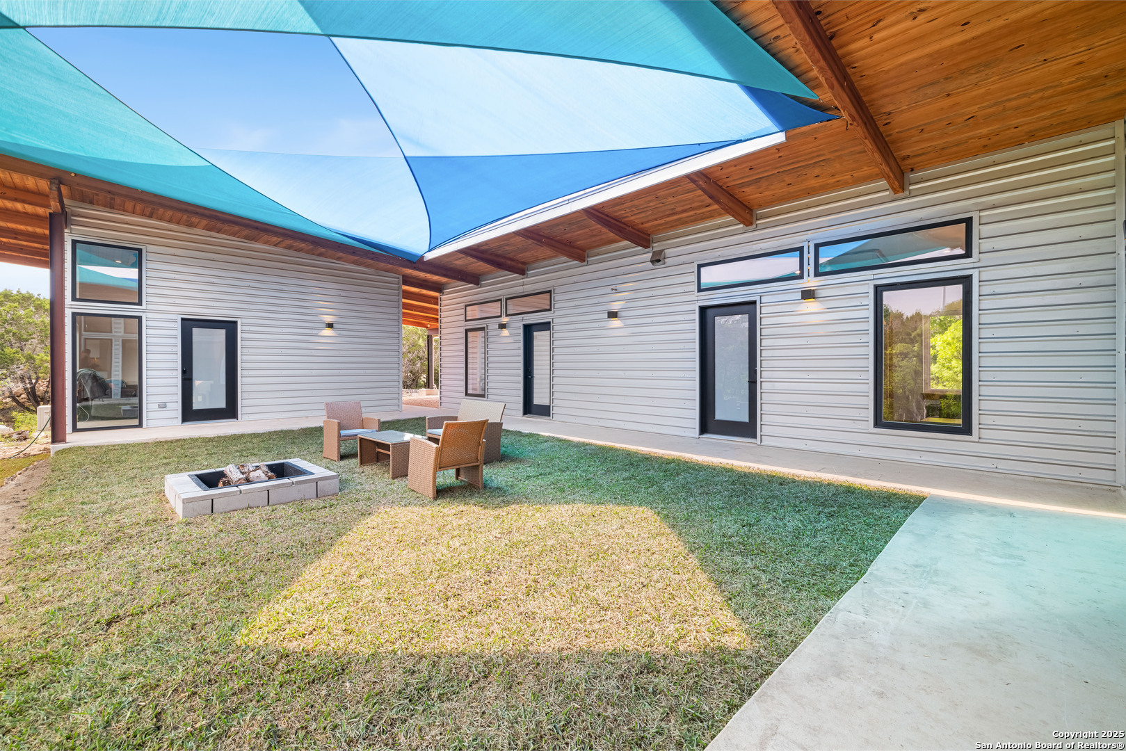 320 County Road 2722 Mico, TX 78056 - Photo 7 of 50