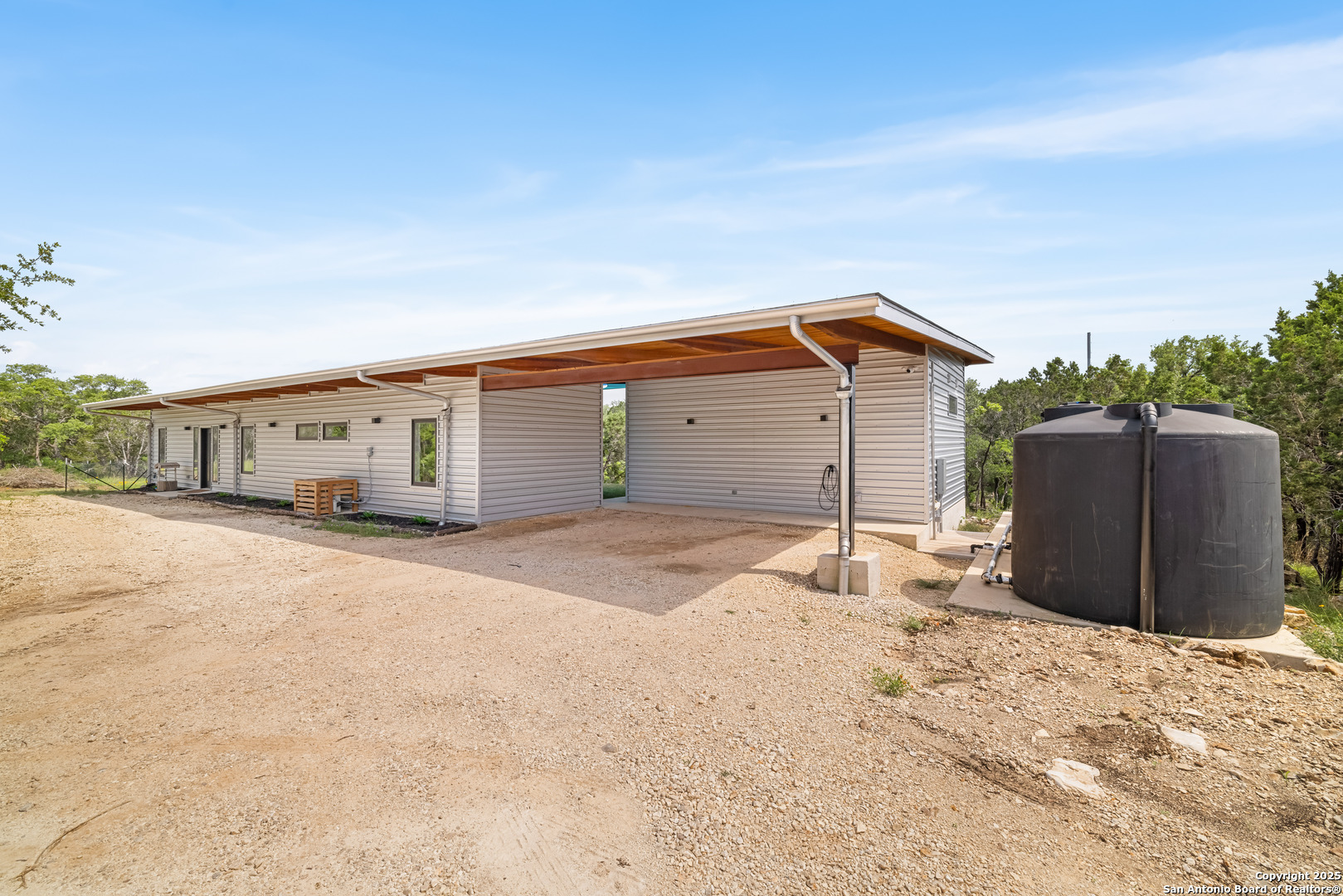 320 County Road 2722 Mico, TX 78056 - Photo 10 of 50