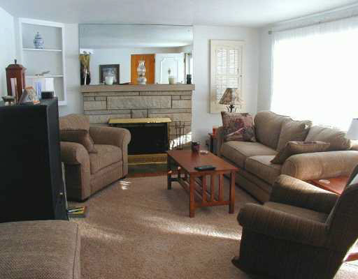 17451 Ireland Road South Bend, IN 46614 - Photo 3 of 8 Gallery Image 3