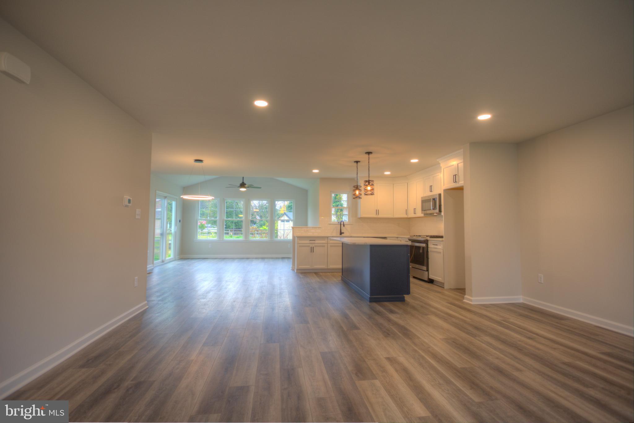 102 Valleybrook Road East Cherry Hill, NJ 08034 - Photo 11 of 36 Open floor plan from living room to F/R