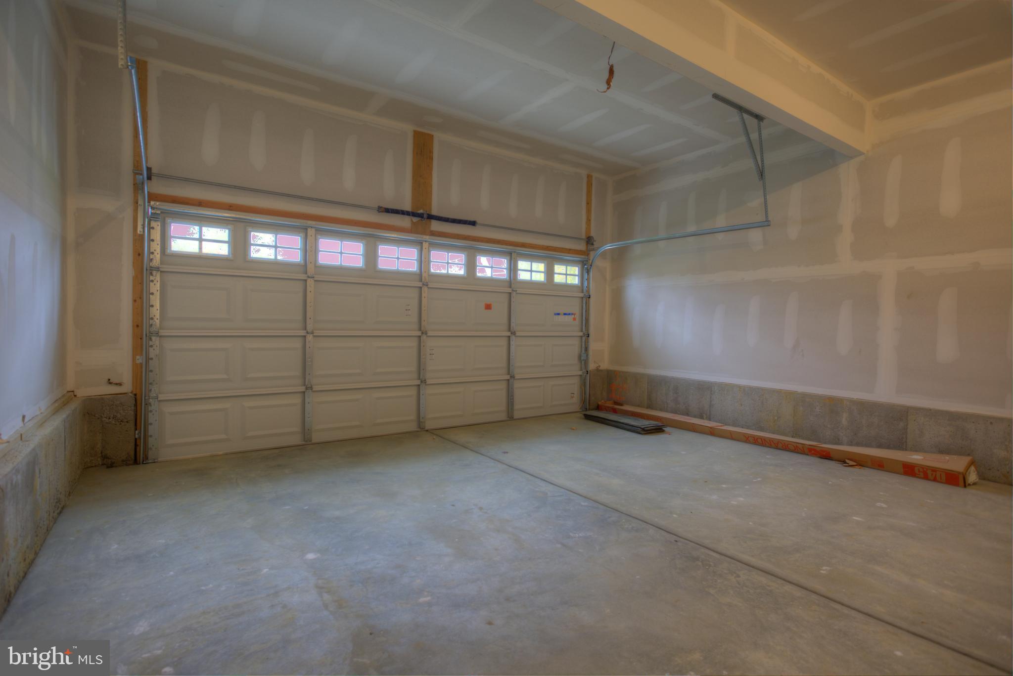 102 Valleybrook Road East Cherry Hill, NJ 08034 - Photo 20 of 36 Garage