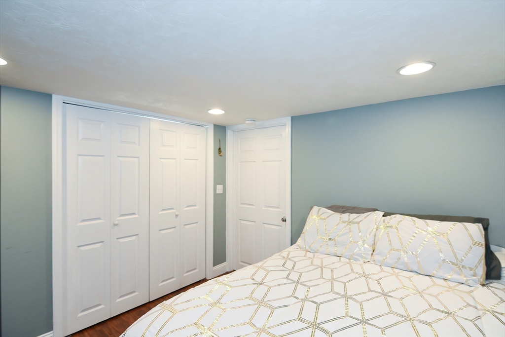 76 Linden Road Seekonk, MA 02771 - Photo 25 of 41