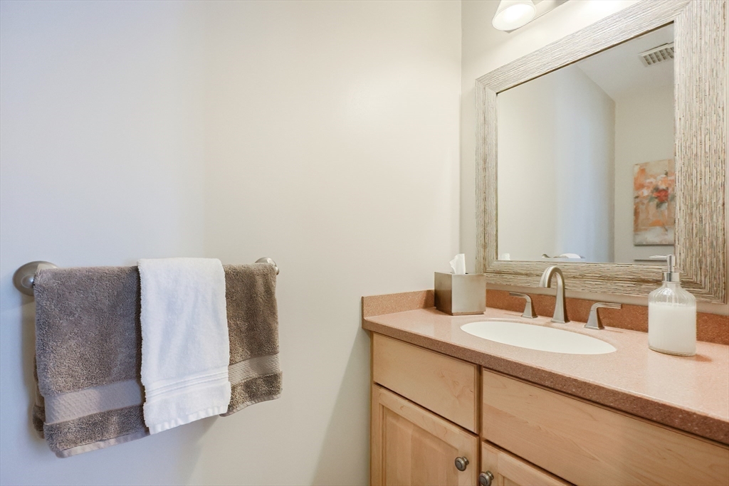 26 Eastmount Road Medfield, MA 02052 - Photo 15 of 42 Gallery Image 15