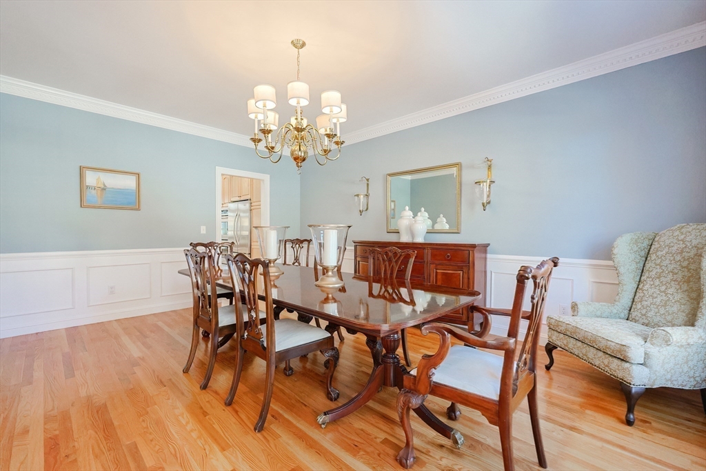 26 Eastmount Road Medfield, MA 02052 - Photo 6 of 42 Gallery Image 6