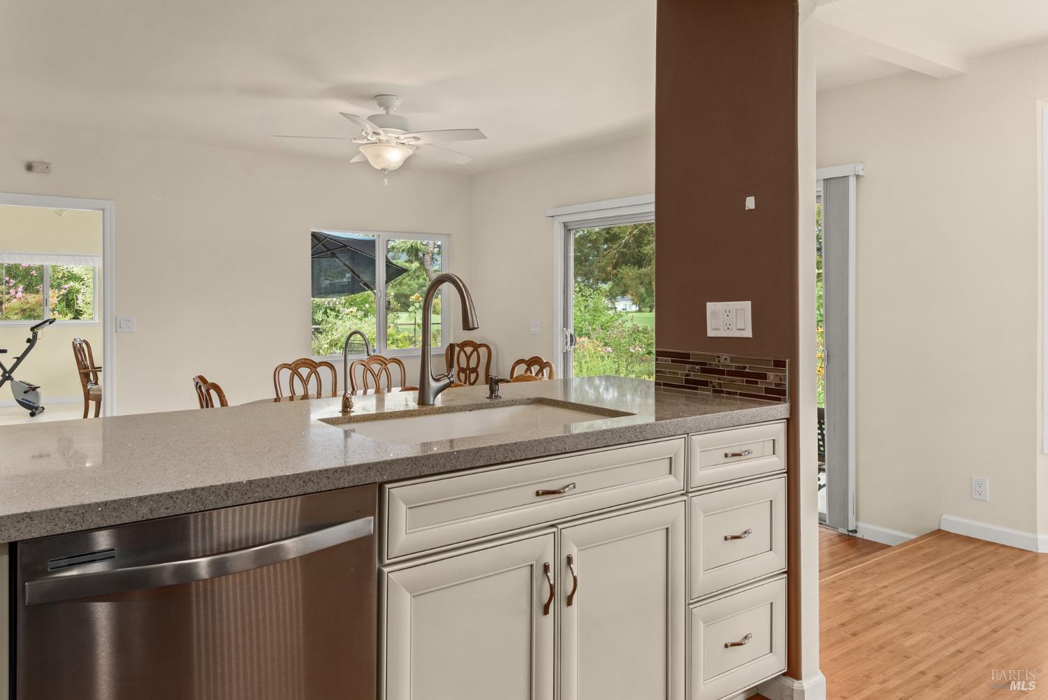 304 Mockingbird Circle Santa Rosa, CA 95409 - Photo 28 of 50 Gallery Image 28
