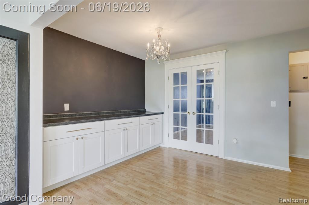 4345 Crooks Road, Unit 4 Royal Oak, MI 48073 - Photo 9 of 35