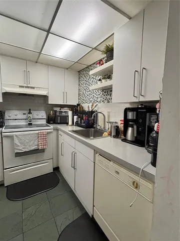 $2,000 | 3561 Southwest 117th Avenue, Unit 7305, Miami, FL 33165