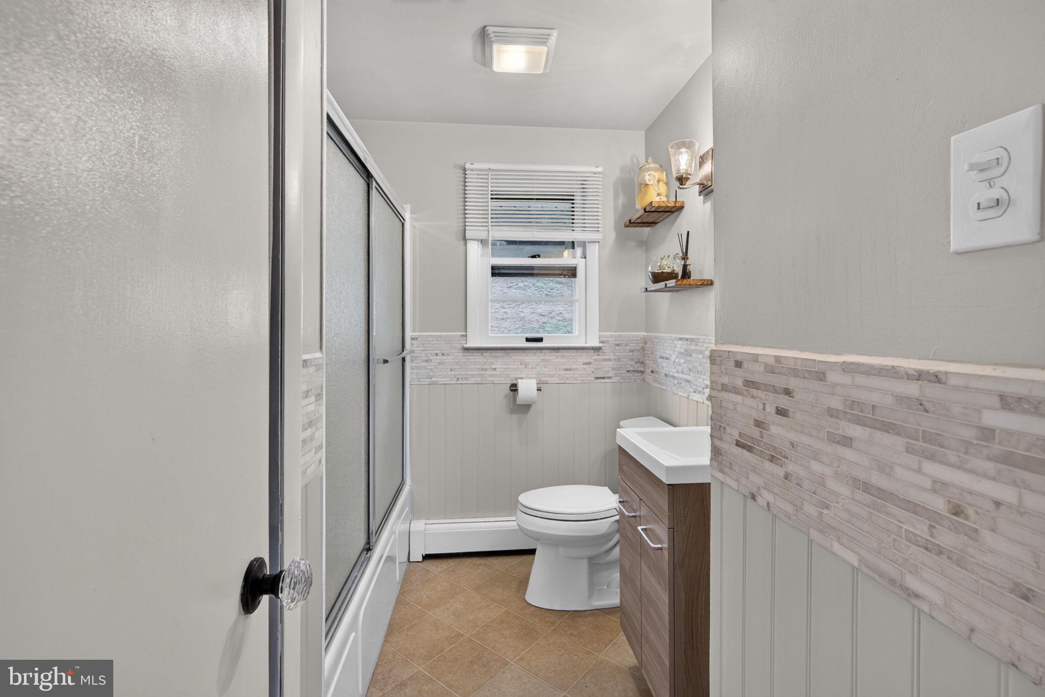 144 Terrace Road Boyertown, PA 19512 - Photo 22 of 28 Full bath