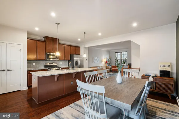 $550,000 | 18058 Red Cedar Road, Dumfries, VA 22026