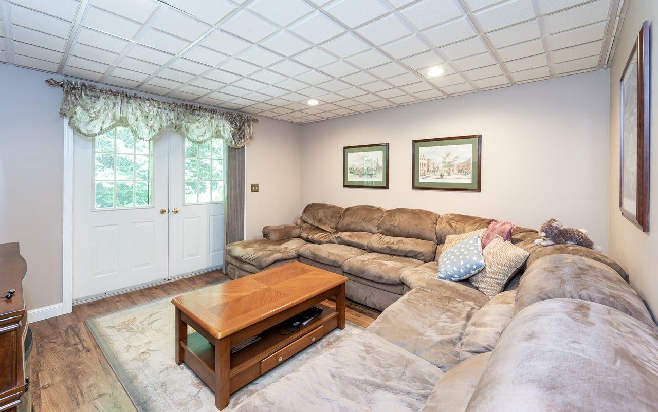 16 Blake Road Raymond, NH 03077 - Photo 23 of 32