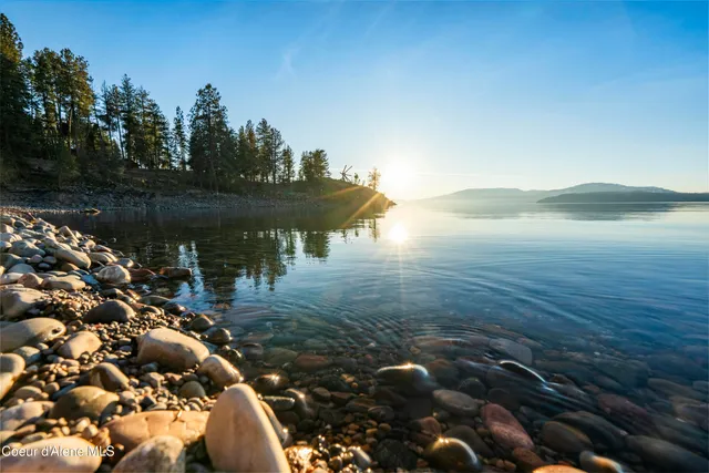 $345,000 | Blk5-lot4 Kiebert Loop, Hope, ID 83836