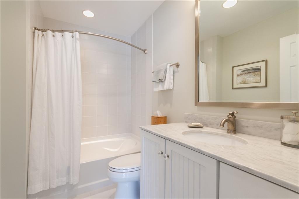 239 Sea Road, Unit 11 Kennebunk, ME 04043 - Photo 16 of 35 Photo