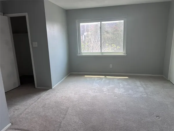 $1,500 | 11136 Village Bend Lane, Unit 1136, Houston, TX 77072