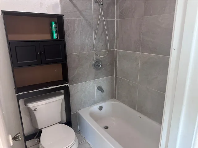 $1,600 | 11136 Village Bend Lane, Unit 1136, Houston, TX 77072