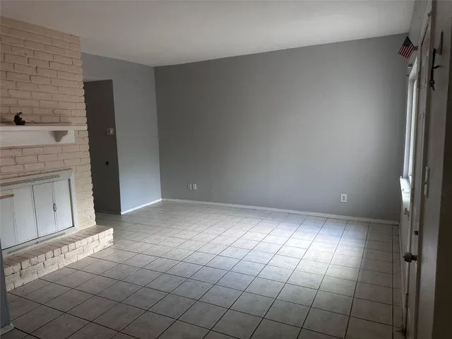 $1,600 | 11136 Village Bend Lane, Unit 1136, Houston, TX 77072