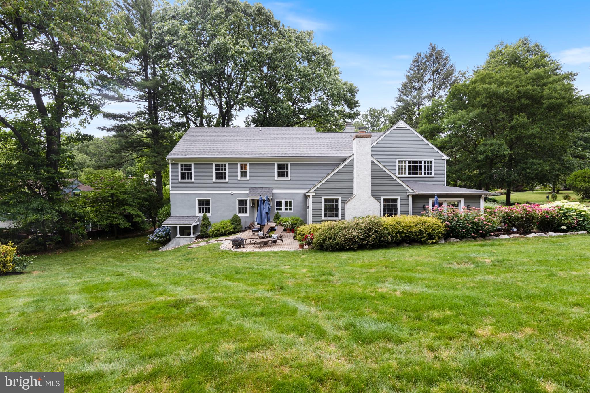 448 Glenwyth Road Wayne, PA 19087 - Photo 4 of 56