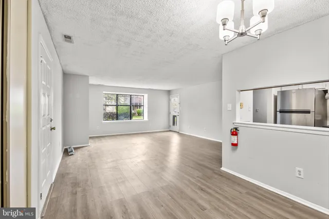 $2,100 | 4901A Dunbarton Road, Mount Laurel, NJ 08054