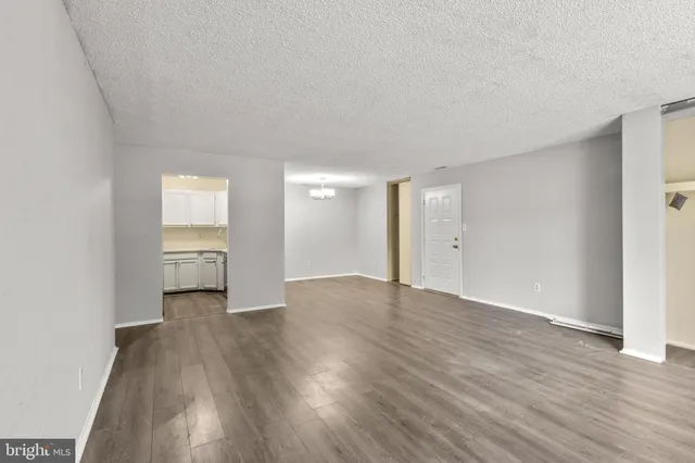 $2,100 | 4901A Dunbarton Road, Mount Laurel, NJ 08054