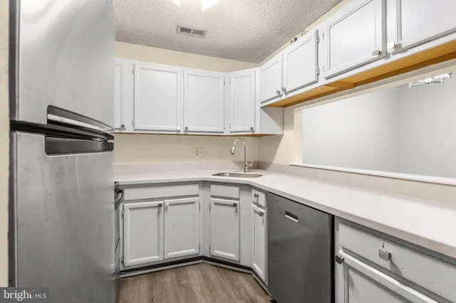 $2,100 | 4901A Dunbarton Road, Mount Laurel, NJ 08054