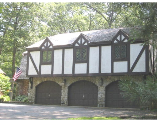 38 Adams Road Boxford, MA 01921 - Photo 4 of 23 a front view of a house with a garden