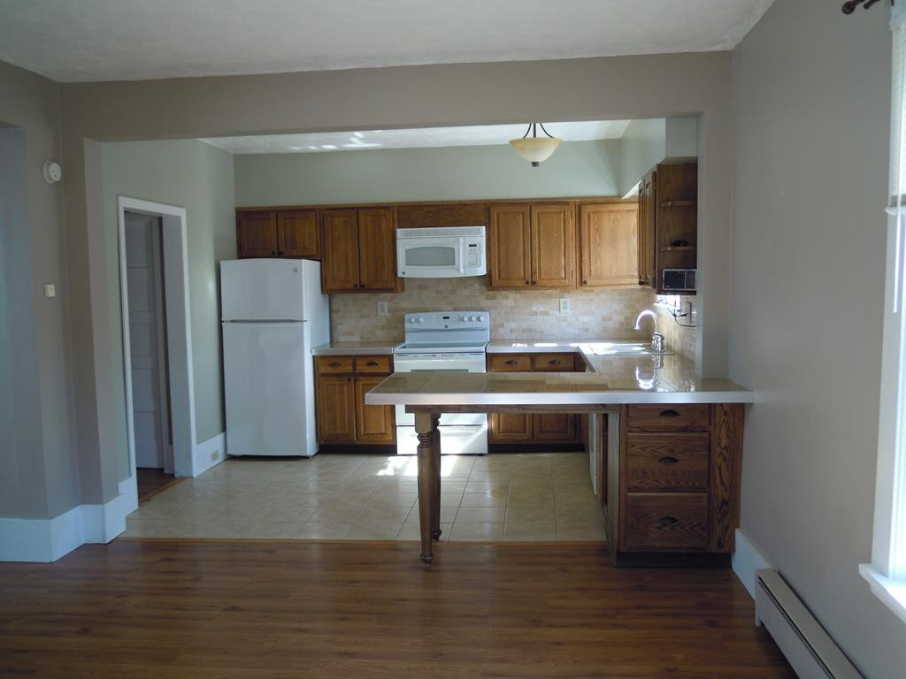 104 Lafayette Street Plattsburgh, NY 12901 - Photo 14 of 23 Gallery Image 14