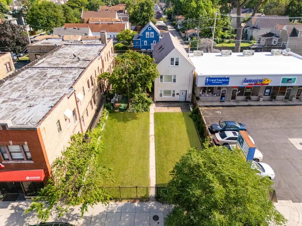 $445,000 | 7011 Roosevelt Road, Berwyn, IL 60402