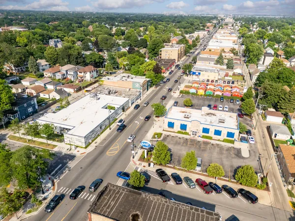$445,000 | 7011 Roosevelt Road, Berwyn, IL 60402
