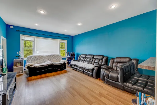 $445,000 | 7011 Roosevelt Road, Berwyn, IL 60402