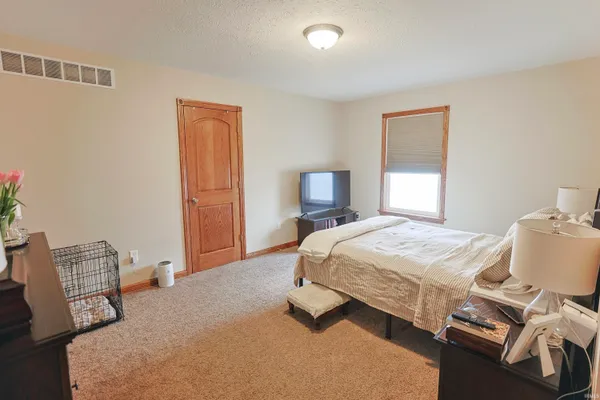 $340,000 | 29777 Ashford Drive, Elkhart, IN 46514