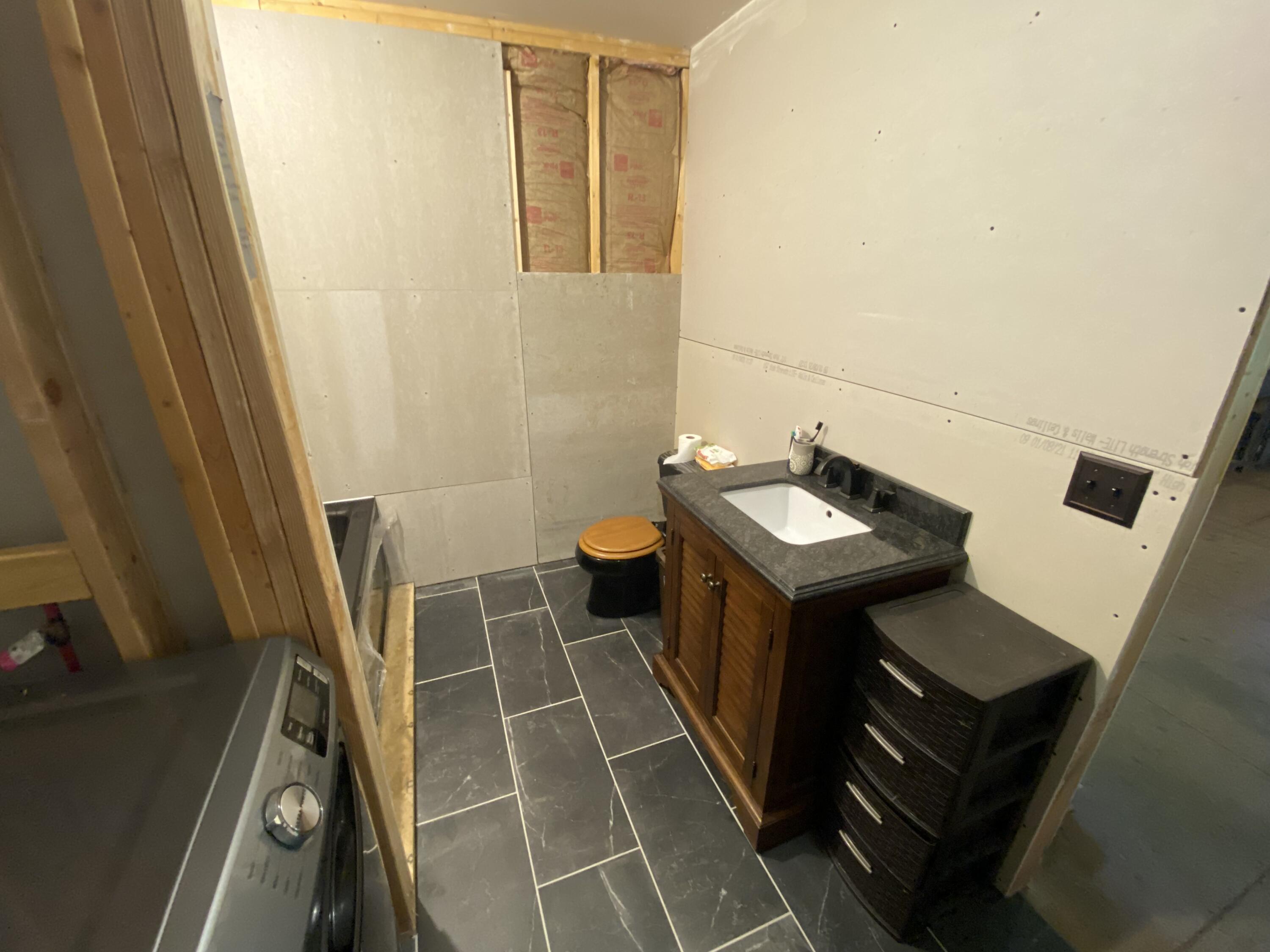 330 Grindstaff Road Butler, TN 37640 - Photo 10 of 15 5DC71DCC-1897-48E9-B60A-4D50C0121684