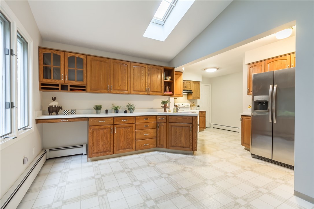 172 Cornwall Lane Irondequoit, NY 14617 - Photo 20 of 36