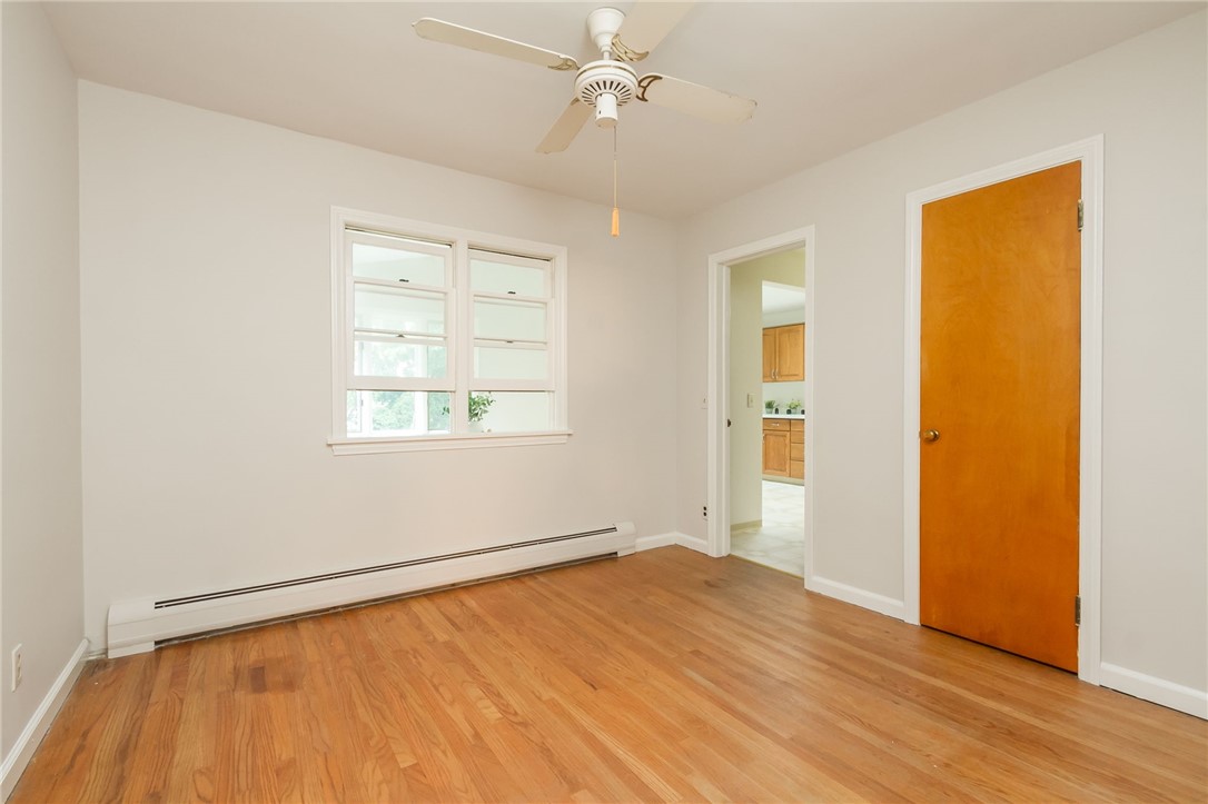 172 Cornwall Lane Irondequoit, NY 14617 - Photo 21 of 36