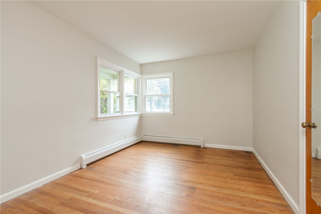 172 Cornwall Lane Irondequoit, NY 14617 - Photo 25 of 36