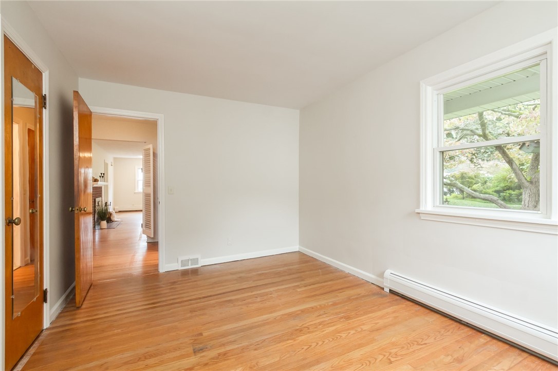 172 Cornwall Lane Irondequoit, NY 14617 - Photo 26 of 36