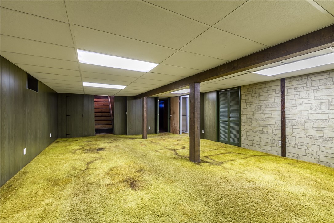 172 Cornwall Lane Irondequoit, NY 14617 - Photo 28 of 36