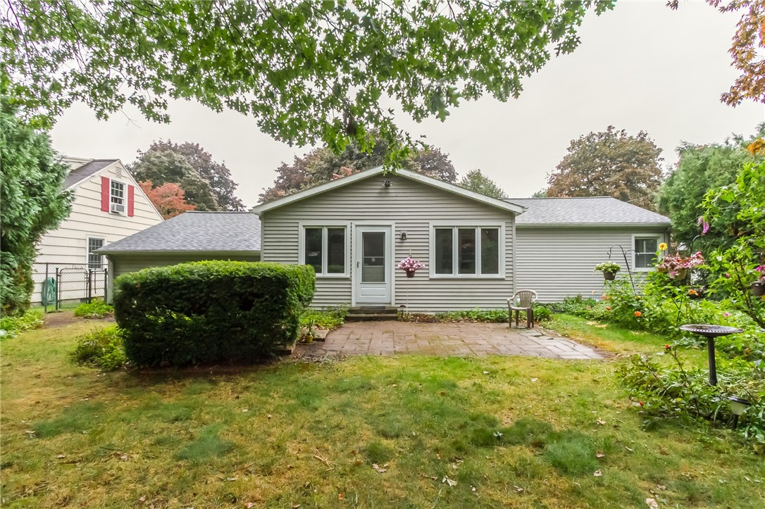 172 Cornwall Lane Irondequoit, NY 14617 - Photo 31 of 36