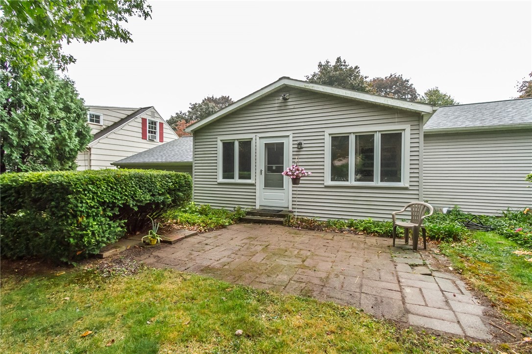 172 Cornwall Lane Irondequoit, NY 14617 - Photo 32 of 36