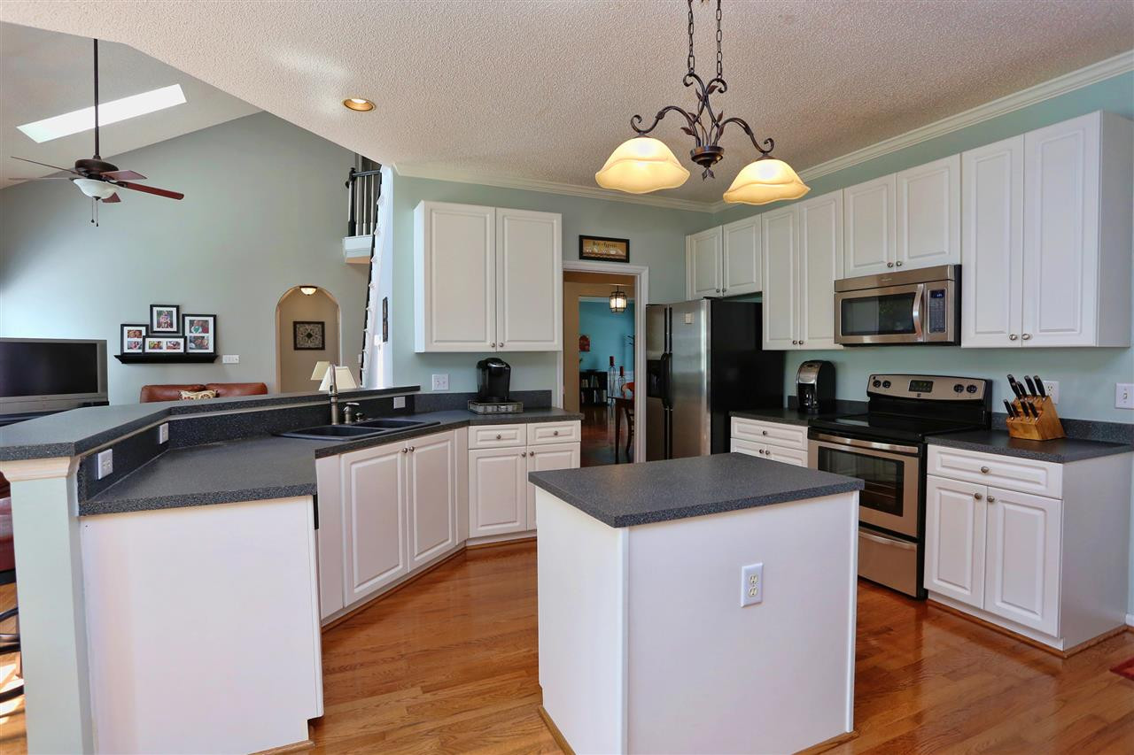 12301 Amoretto Way Raleigh, NC 27613 - Photo 6 of 25 Photo 6