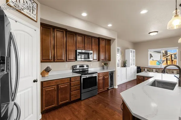 $565,000 | 10384 Declaration Drive, Colorado Springs, CO 80925