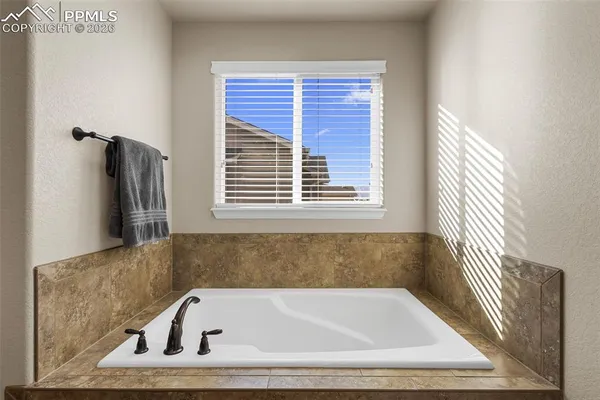 $565,000 | 10384 Declaration Drive, Colorado Springs, CO 80925