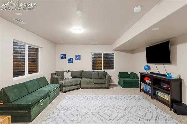 $565,000 | 10384 Declaration Drive, Colorado Springs, CO 80925