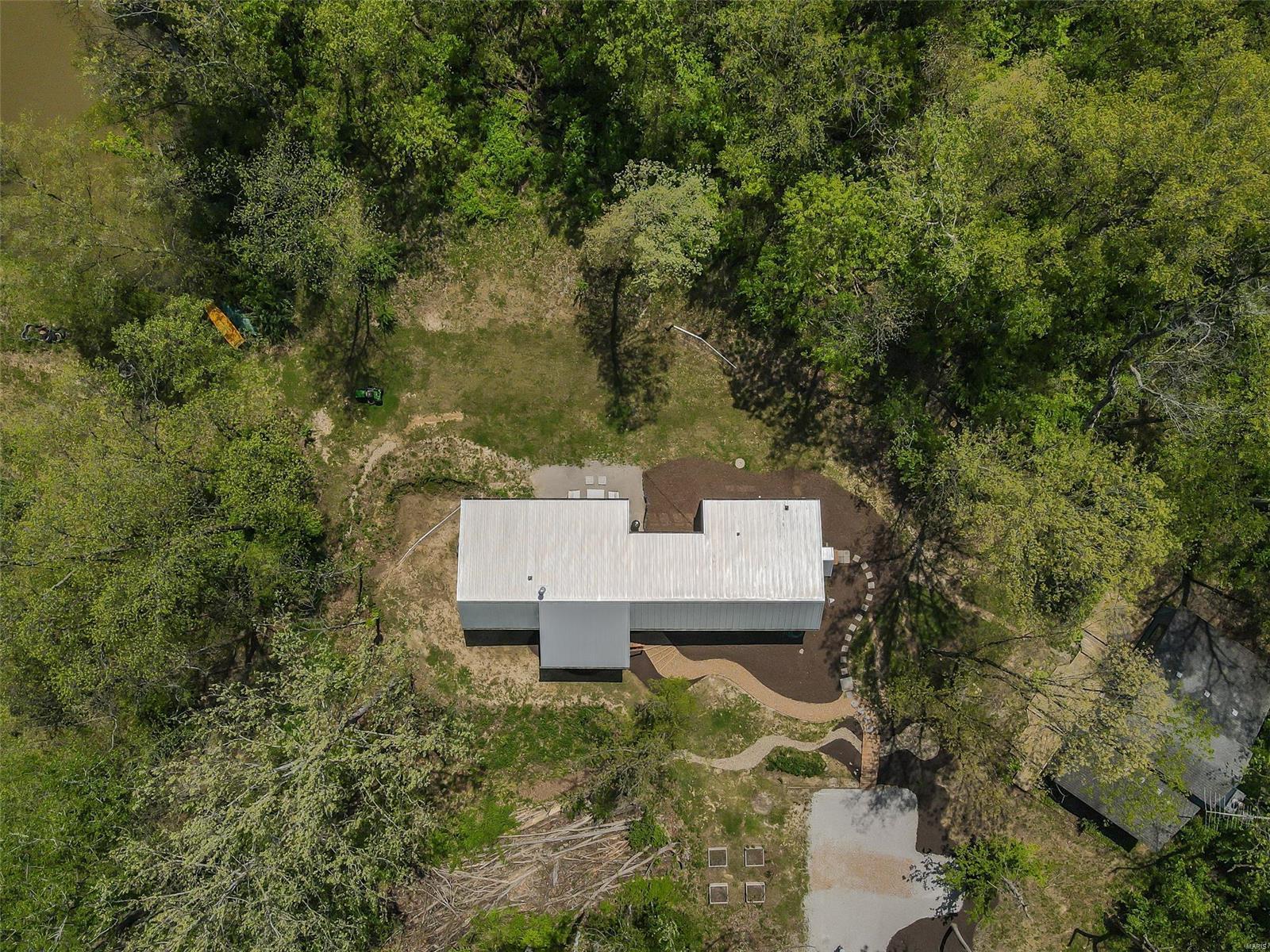 8272 Bethalto Road Dorsey, IL 62021 - Photo 43 of 51