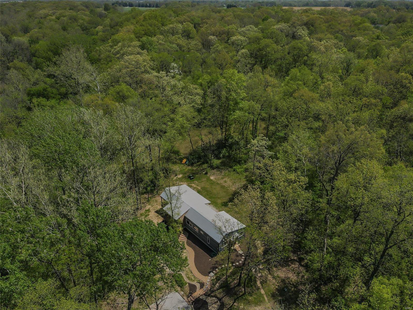 8272 Bethalto Road Dorsey, IL 62021 - Photo 44 of 51