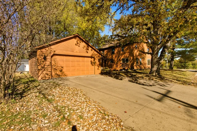 $2,350 | 501 Riverside Avenue North, Sartell, MN 56377