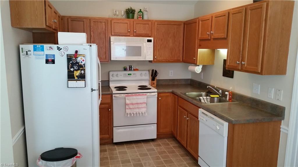 301 Sailway Road Winston-Salem, NC 27127 - Photo 9 of 29 Gallery Image 9
